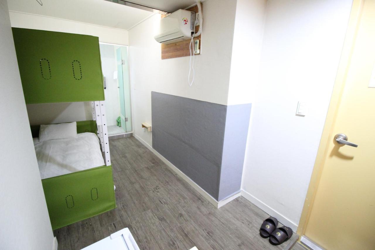 Hostel Kpop Seul Esterno foto