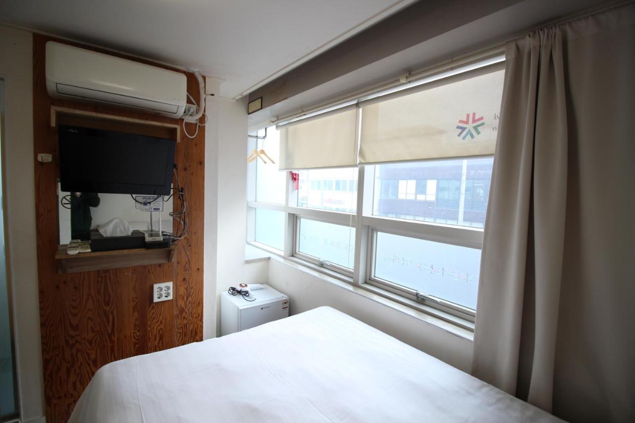 Hostel Kpop Seul Esterno foto