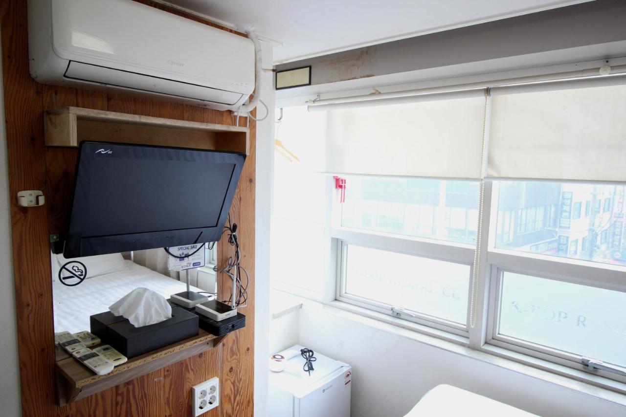 Hostel Kpop Seul Esterno foto