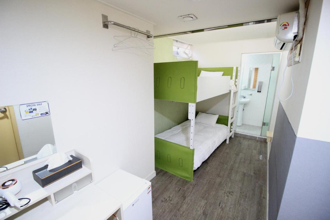 Hostel Kpop Seul Esterno foto