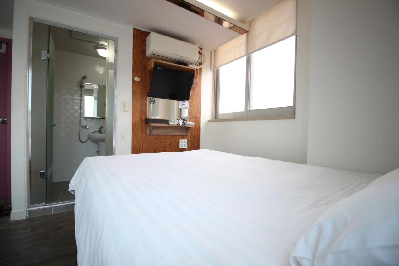 Hostel Kpop Seul Esterno foto